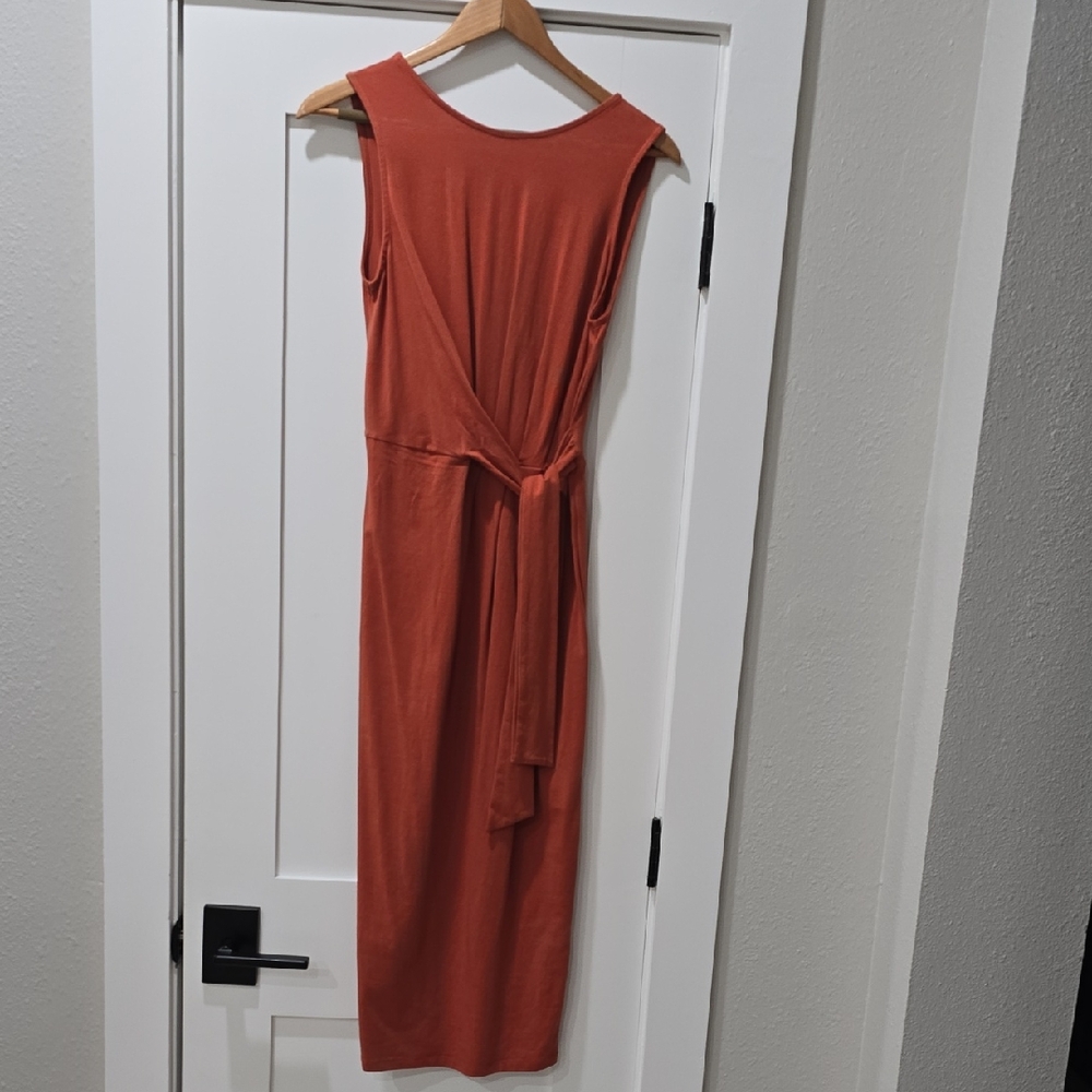 Elegant Sleeveless Orange Dress